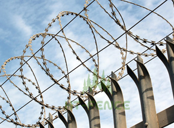 High security palisade fence