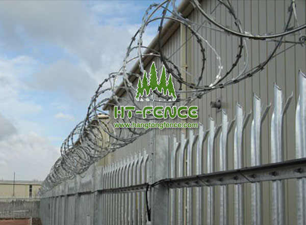 High security palisade fence