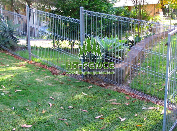 BRC Fence & Roll Top mesh fence