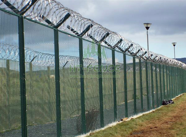 High security fence with razor&barbed wire