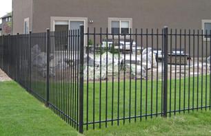 How to choose good quality steel fence