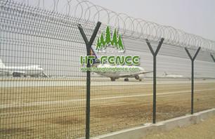 What are the features of airport security fence