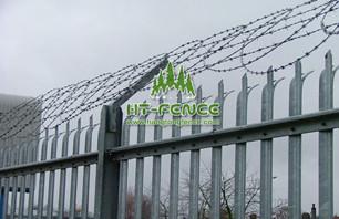 Extremely robust of high security palisade fence